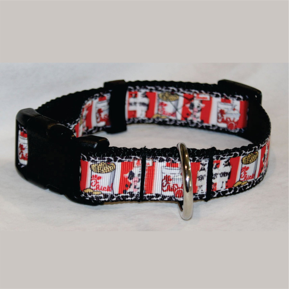 Chicken nugget lover dog collar